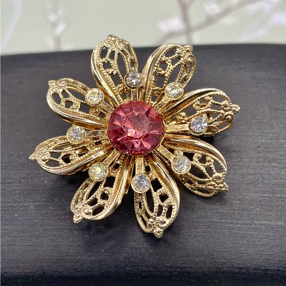 Vintage Gold Tone Floral Filigree Pink and Clear Rhinestone Brooch Pin